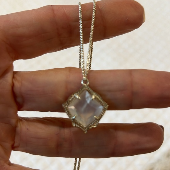 Kendra Scott Silver Adjustable Necklace with opalescent stone - Picture 6 of 7